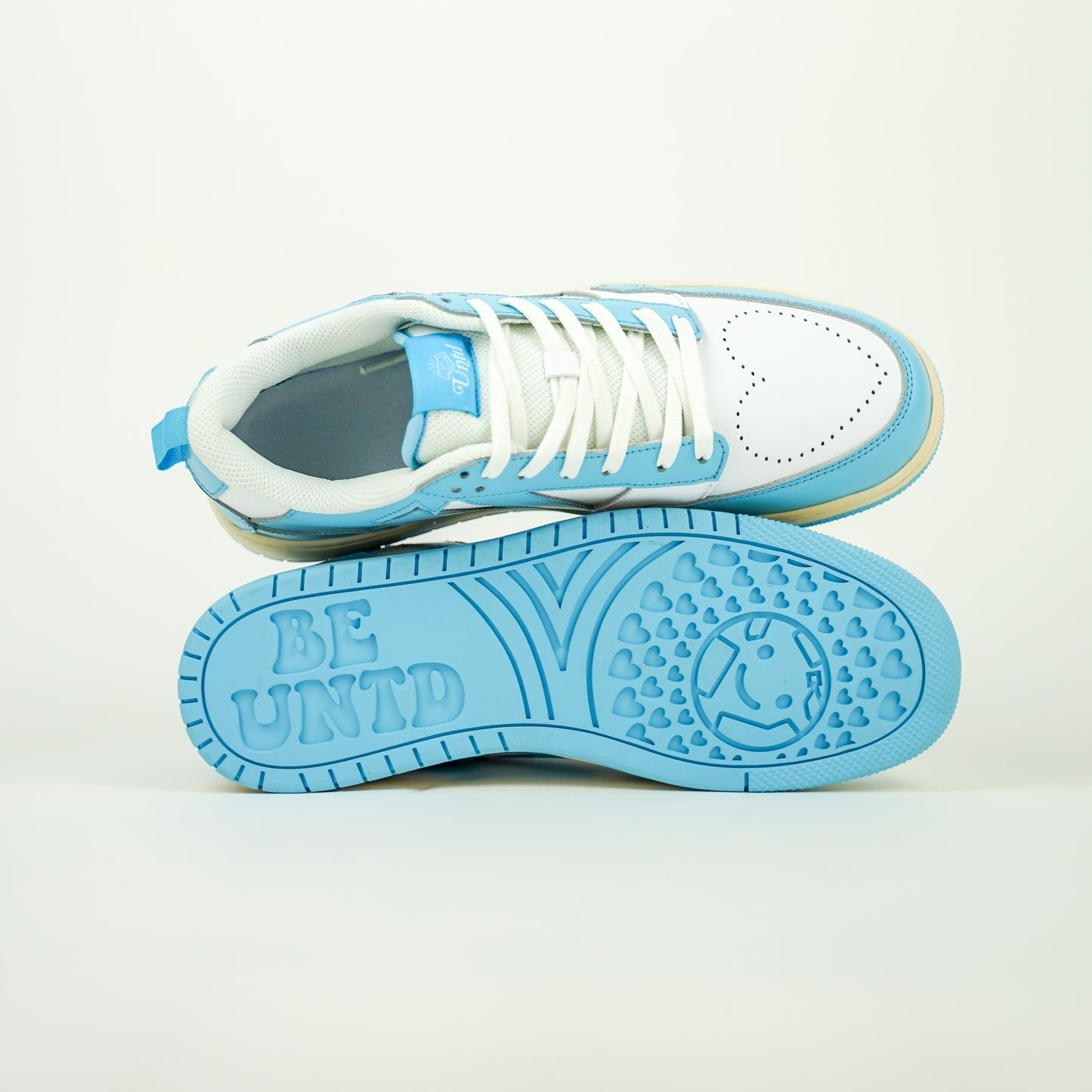 UNTD Love 01 Low "Blue Skies" - UNTD