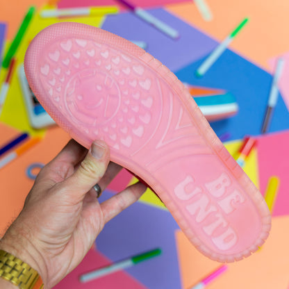 UNTD Love 01 Low "Arts & Crafts"